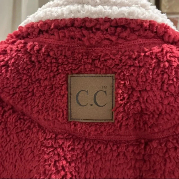 Women’s CC Sherpa pull over. - Picture 4 of 9